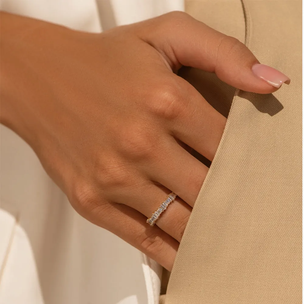 14k Gold Graduating Baguette Diamond Ring