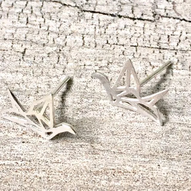 925 STERLING SILVER SMALL GEOMETRIC FLYING BIRD STUD EARRINGS