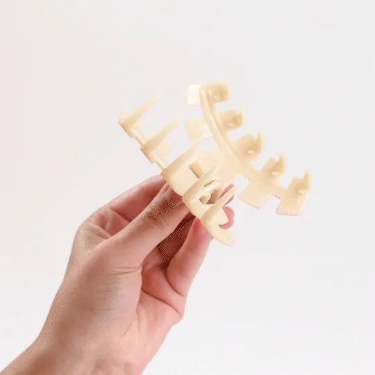 Classic Coconut White Medium Hair Clip