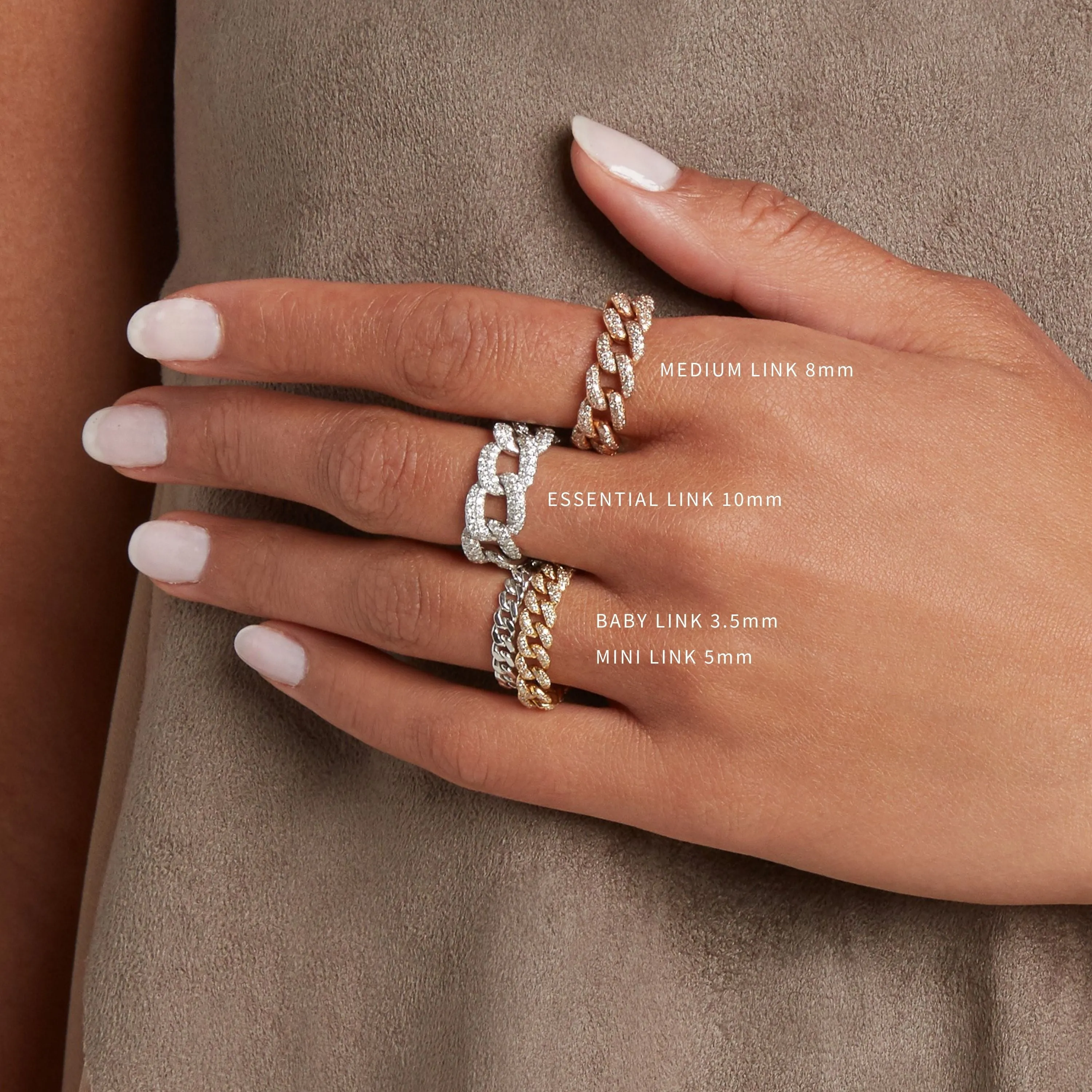 DIAMOND BAGUETTE ESSENTIAL LINK RING