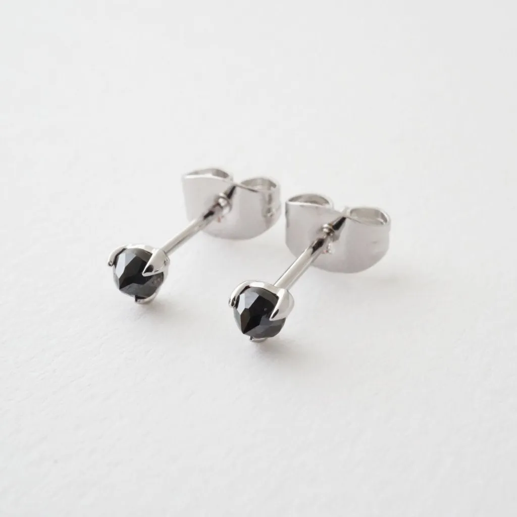 Iron Ore Point Solitaire Studs